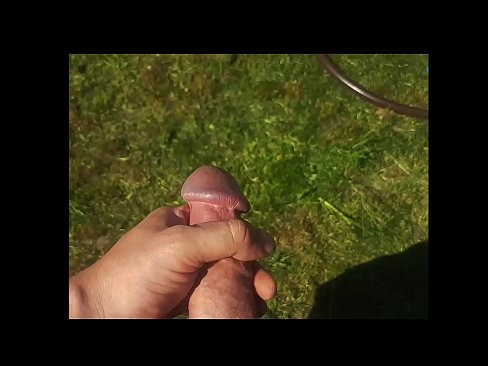 ❤️ A boazona fica com a rata rosa fodida e ejacula com um esguicho num jardim de Verão ️ Porno vk em pt.klassikaprint.ru ❌️❤